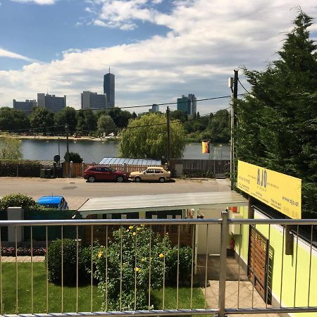 Ajo Vienna Lake View - Contactless Check-In Esterno foto