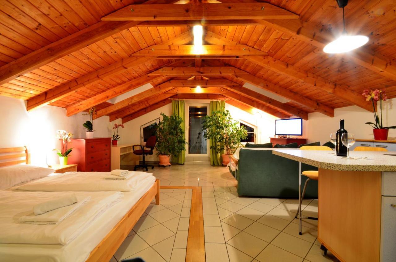 Ajo Lake View Apartment - Self-Check-In Vienna Esterno foto